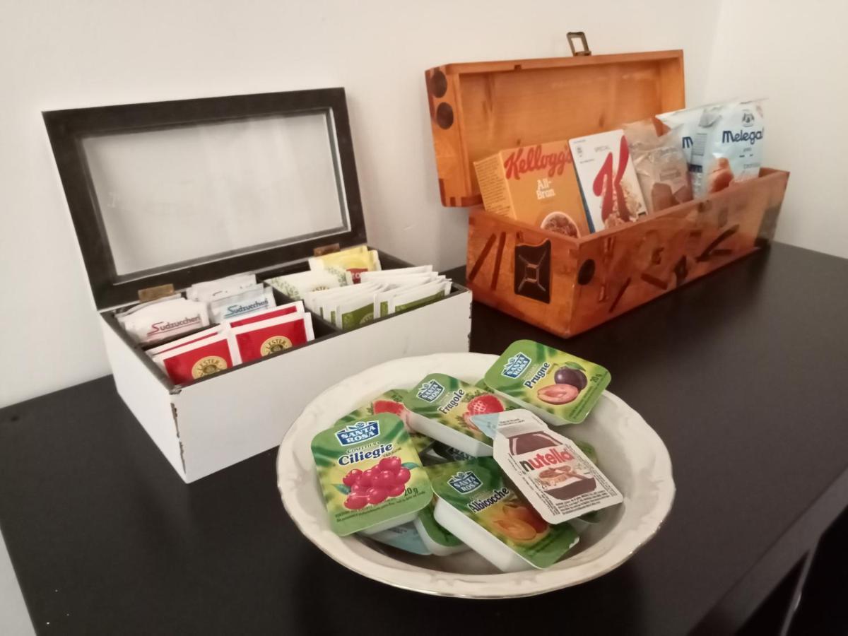 Casa Sofia, Camera in Appartamento Riservato Terni Esterno foto