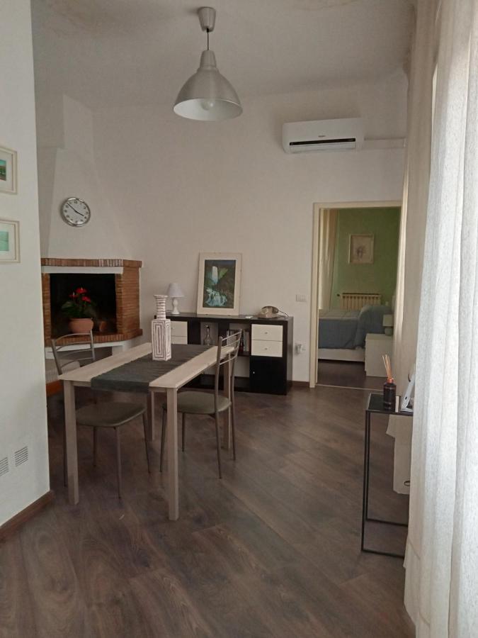 Casa Sofia, Camera in Appartamento Riservato Terni Esterno foto
